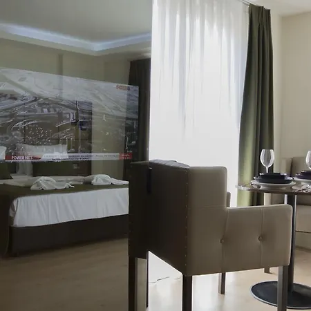 Onur * Κωνσταντινούπολη