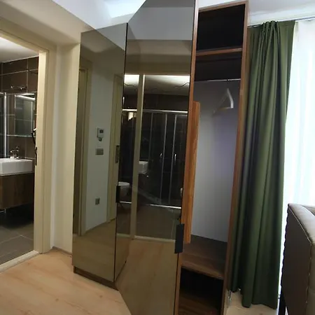 Onur Ξενοδοχείο με διαμερίσματα *