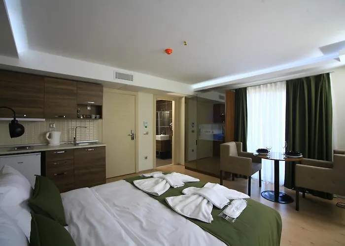 Onur Aparthotel *